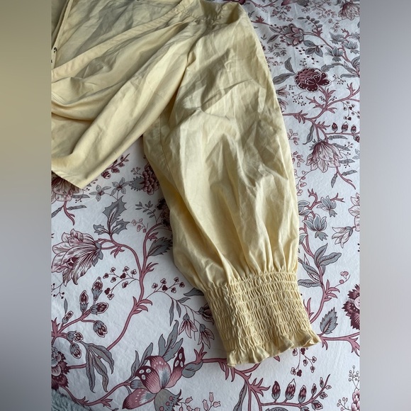 Abercrombie Butter Yellow Puff Sleeve Tie Front Crop Top Medium Boho Classic - Picture 6 of 9